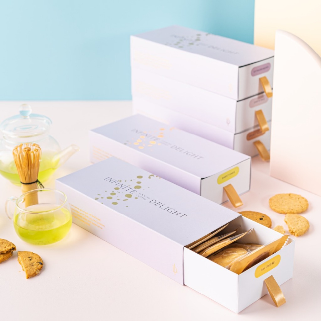 

Infinite Delight Cookies ( Kue Kering ) | Premium Gift Box of 12 Cookies - Pick pack go