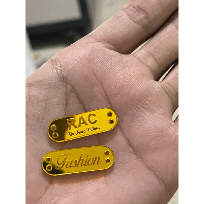 

LABEL AKRILIK (1x3cm) HIJAB/GAMIS/FASHION CUSTOM HARGA GROSIR