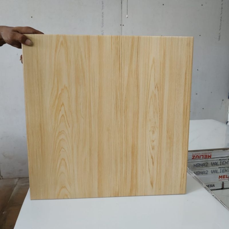keramik 50x50 lantai/keramik motif kayu/keramik kayu coklat/keramik dop/keramik teras/keramik dapur/