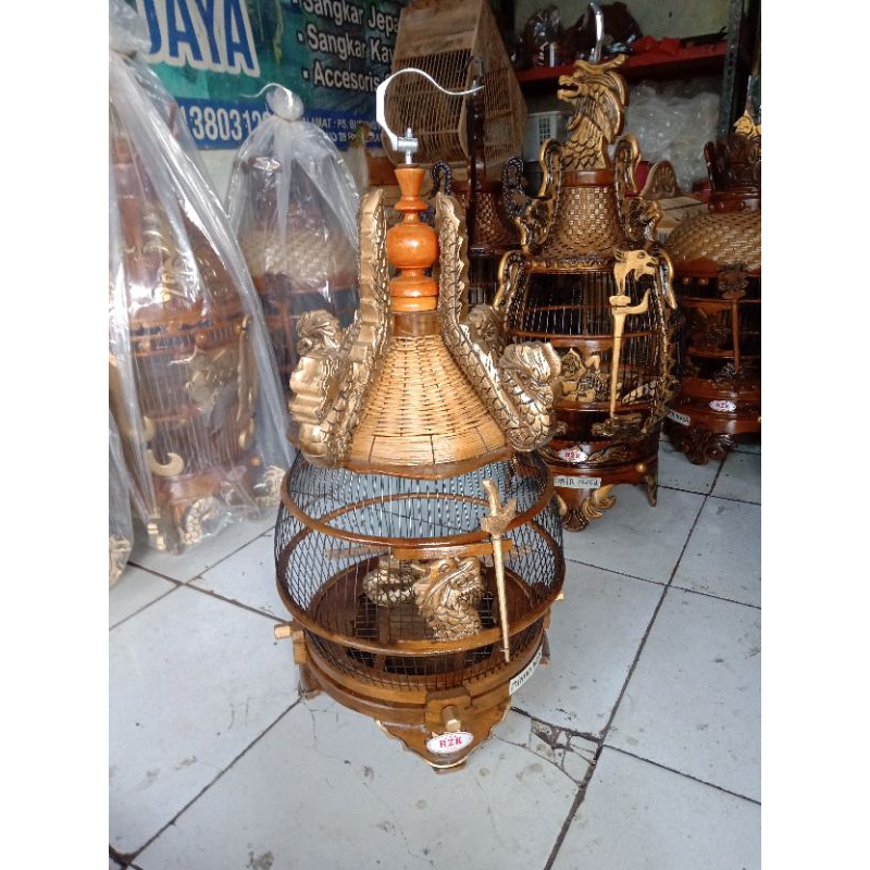 kandang burung / sangkar ukir naga ayaman rotan bhn jati gratis cepuk karpet