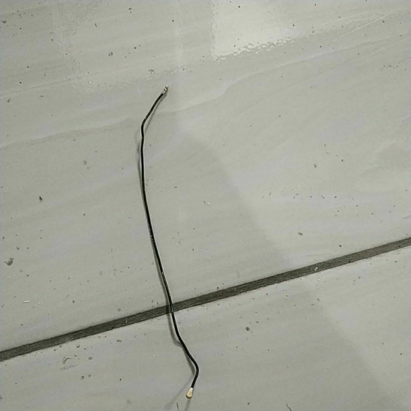 kabel antena bekas Vivo v9