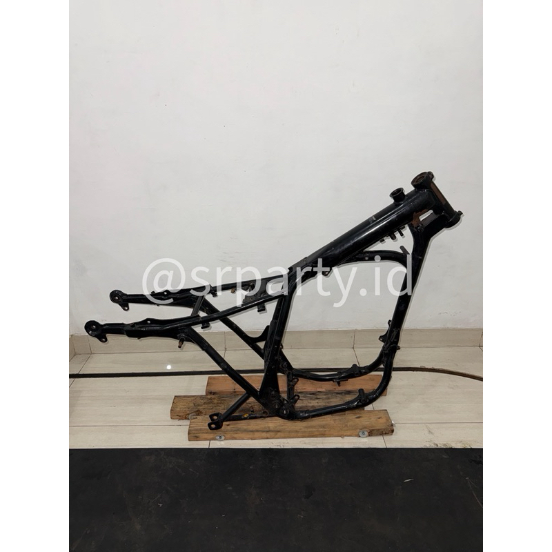 Frame/rangka Yamaha SR400 OIF SR 400