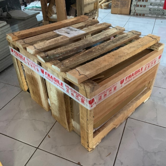 

DUKA.ID - TAMBAHAN PACKING KAYU +++