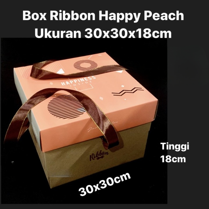 

Box Ribbon Happy Peach Dus Hampers Model Tenteng Pita 30x30x18cm