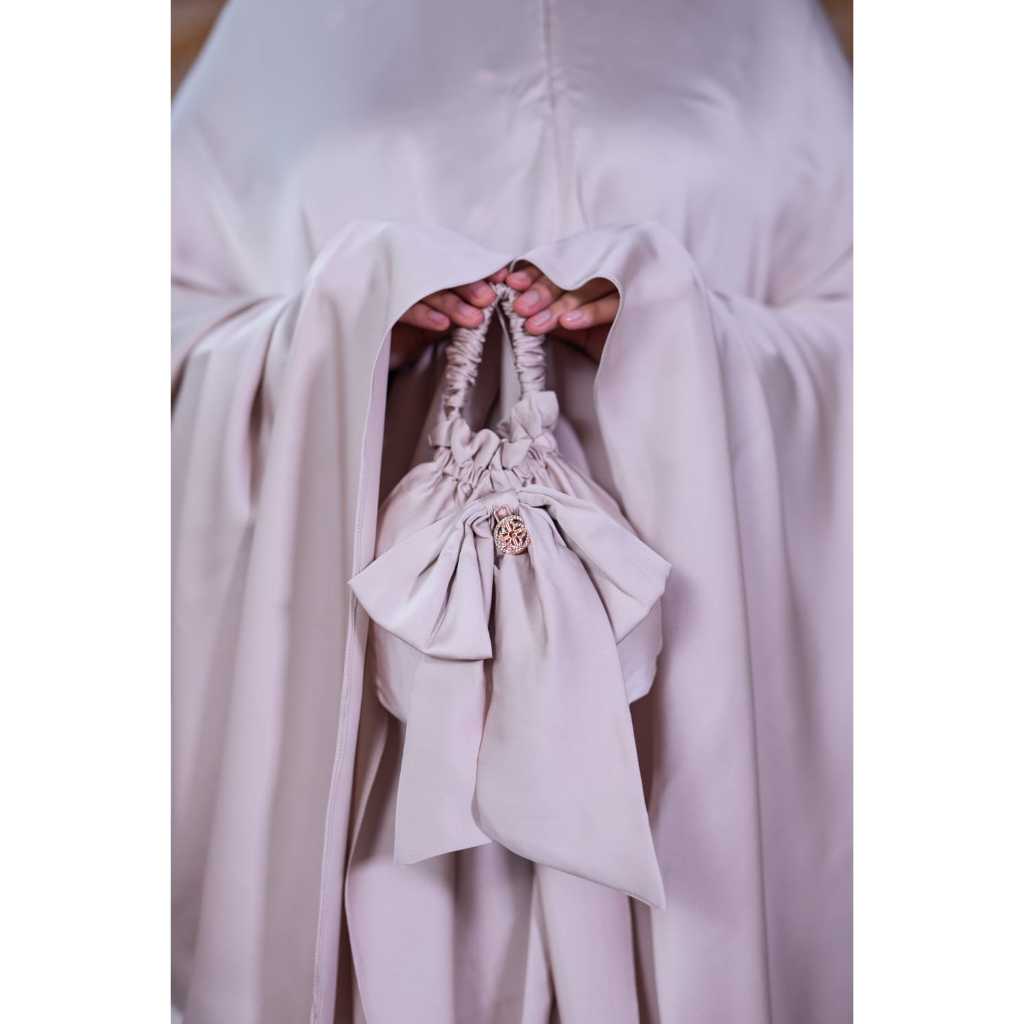 GAYATRI - SAFEA MUKENA x ZYTADELIA - SILK PREMIUM