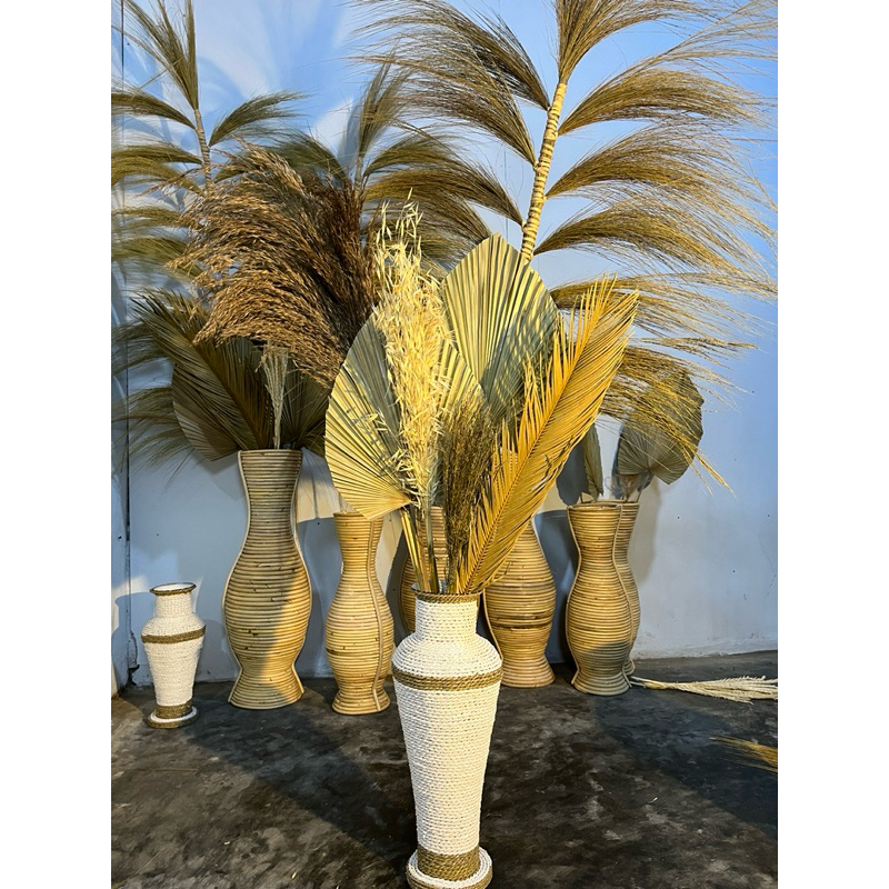 perlengkapan dekorasi rumah , bunga sudut ruangan