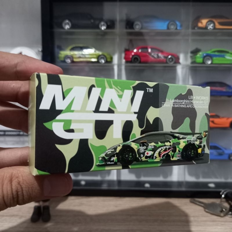 Custom Box Lamborghini Huracan GT LBWK A Bathing Ape Bape MiniGT