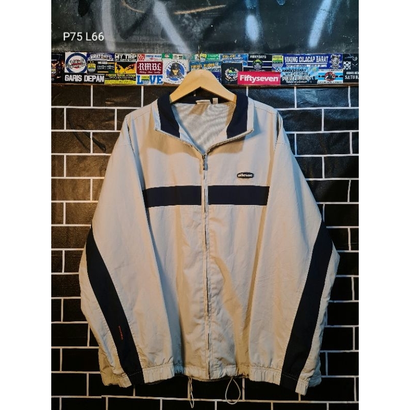 windbreaker ellesse tapped