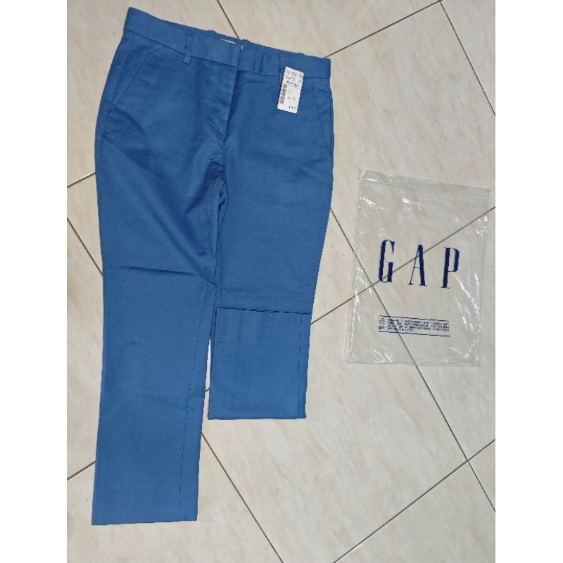 CELANA CHINOS GAP