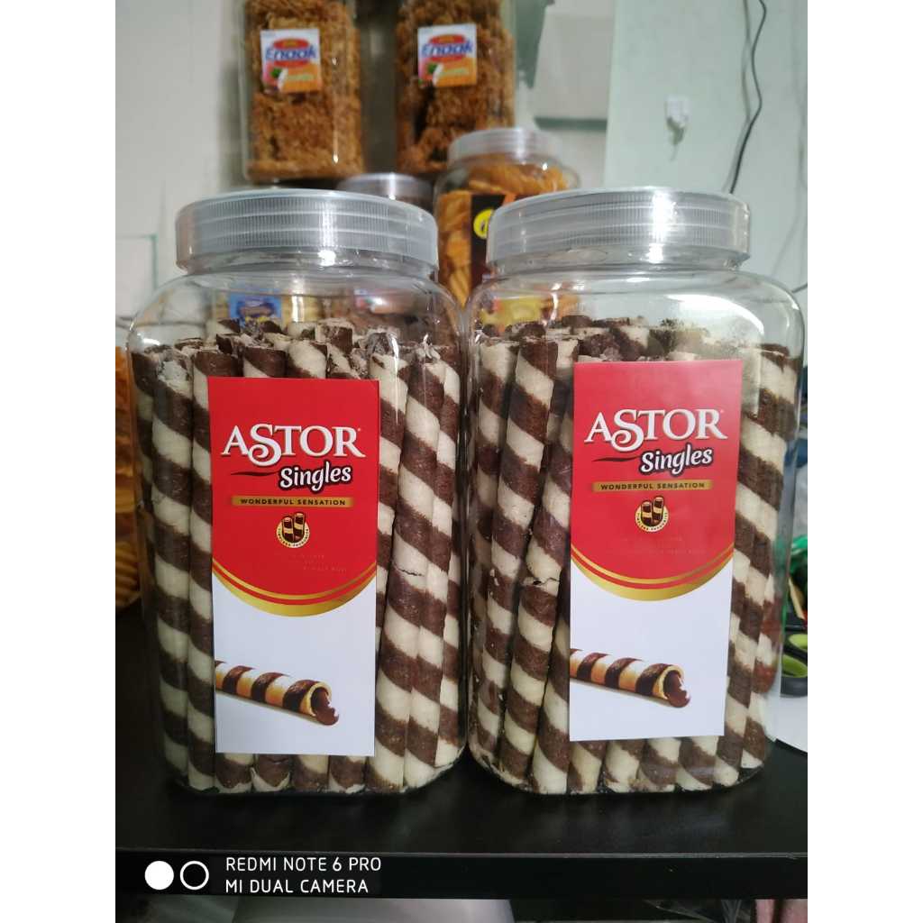 

Astor Singles Toples