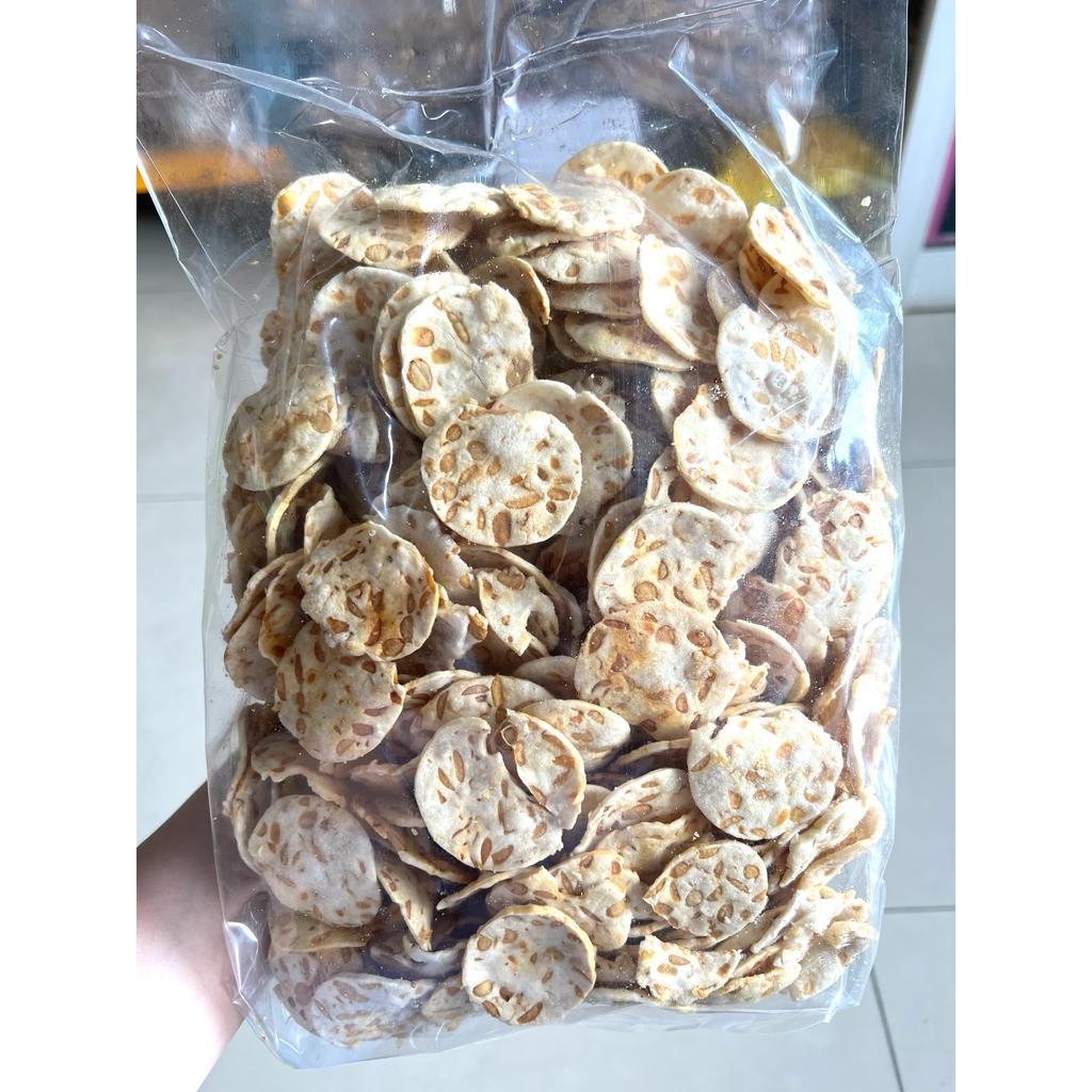 

KERIPIK TEMPE CRISPY 500GR | CAMILAN MEDAN