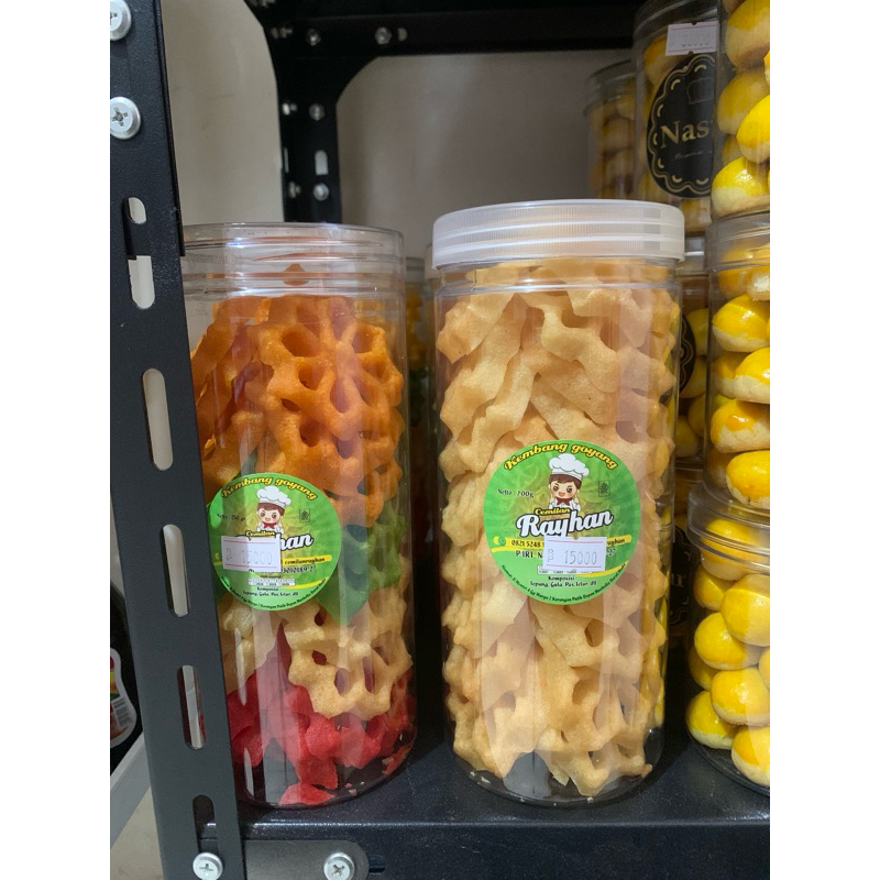 

Kembang Goyang Toples Isi 25