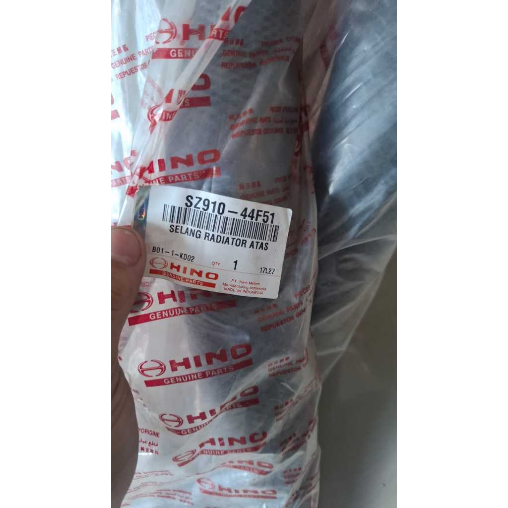 Selang radiator Hino 500 Lohan