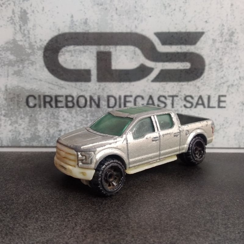 Hot Wheels 15 Ford F-150 Loose #1