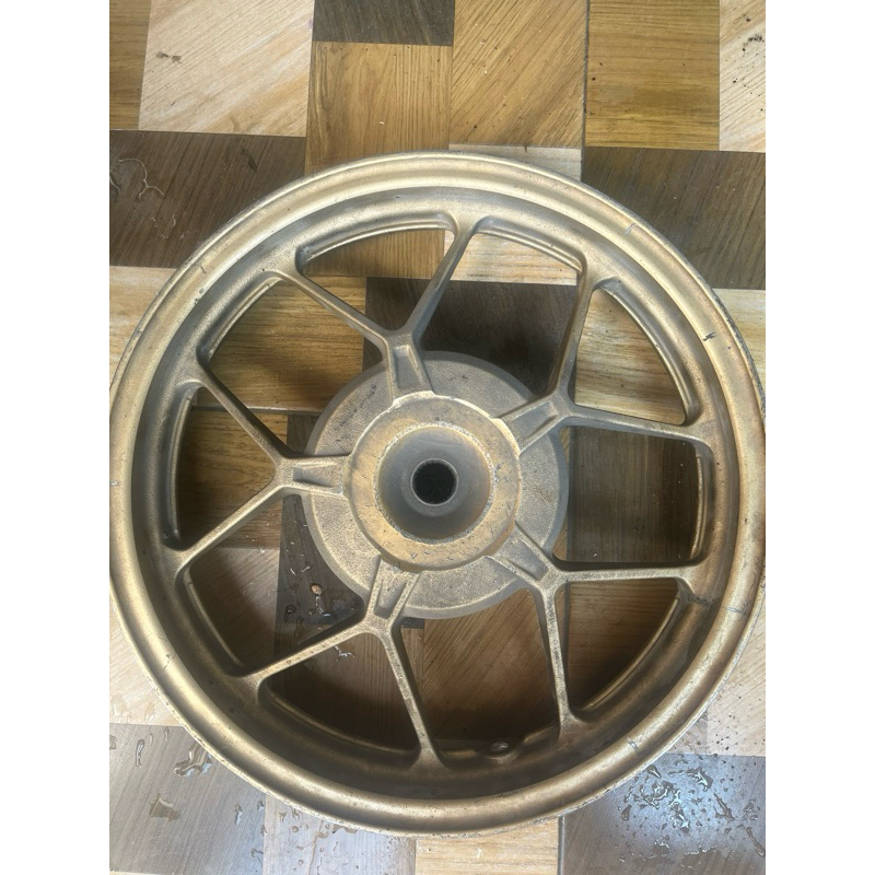 Velg vario belakang gold vario ORI Bekas