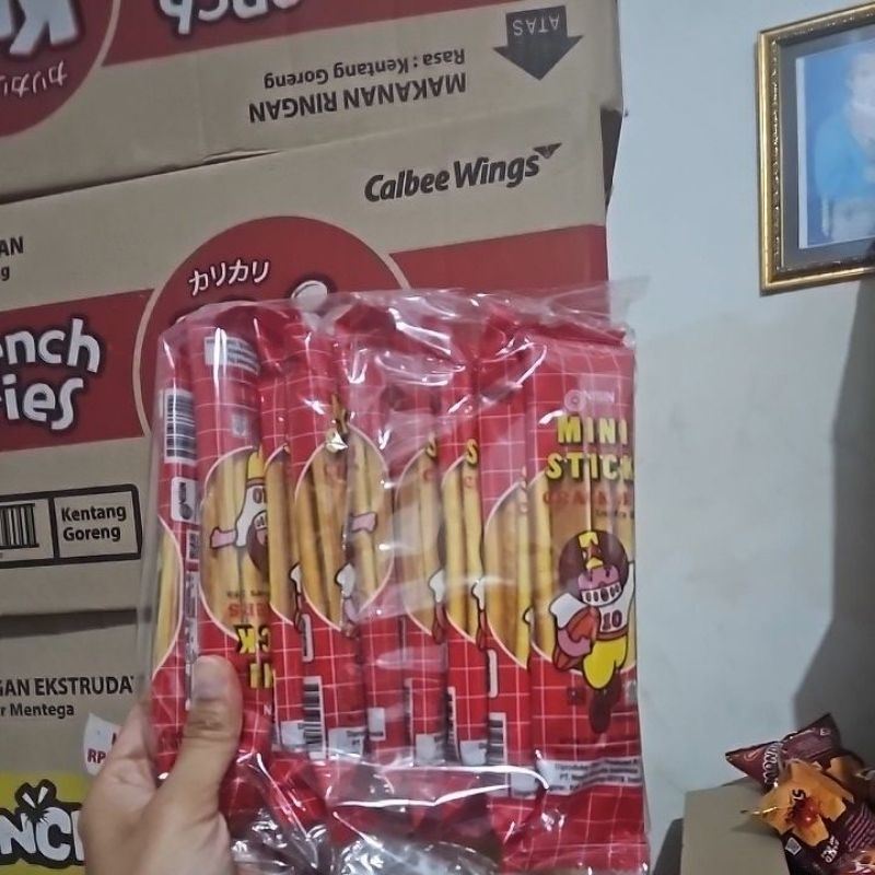 

NISSIN MINI STICK CRACKERS ISI 10 X 25 GR
