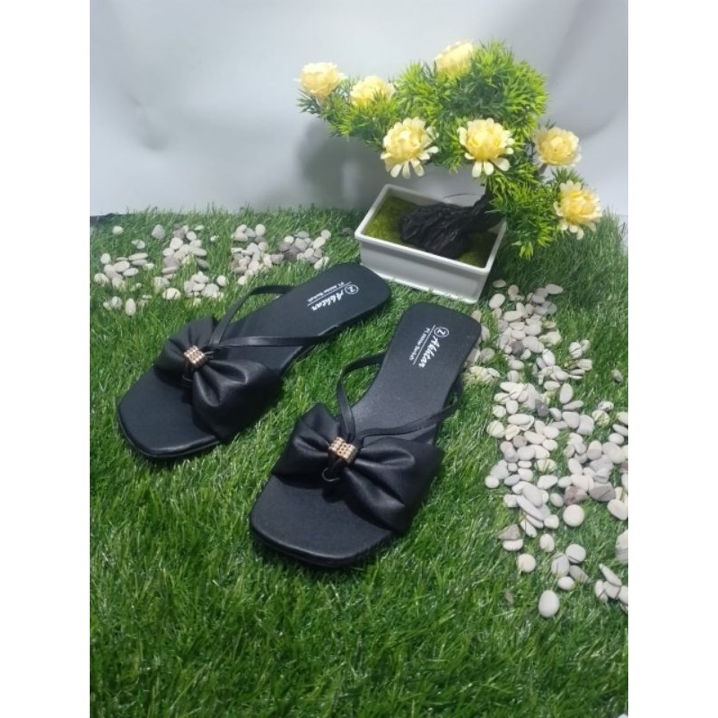 sendal wanita model jepit balon