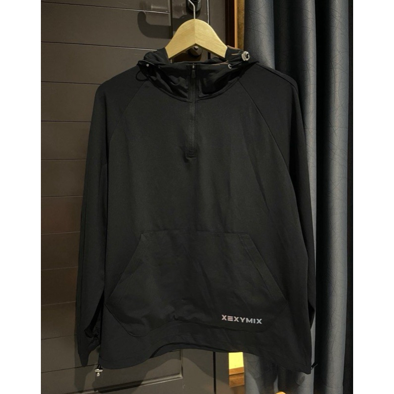 (Preloved/Thrift) XEXYMIX JACKET HALF ZIP BLACK