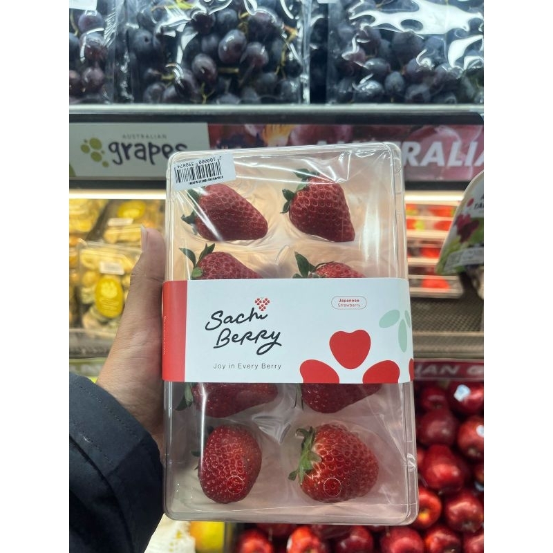 

Buah Strawberry Japanes Fresh 1 Pack