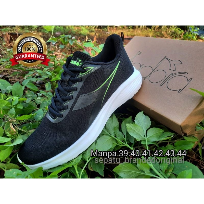 sepatu kerja sport runing pria diadora hitam original michael black