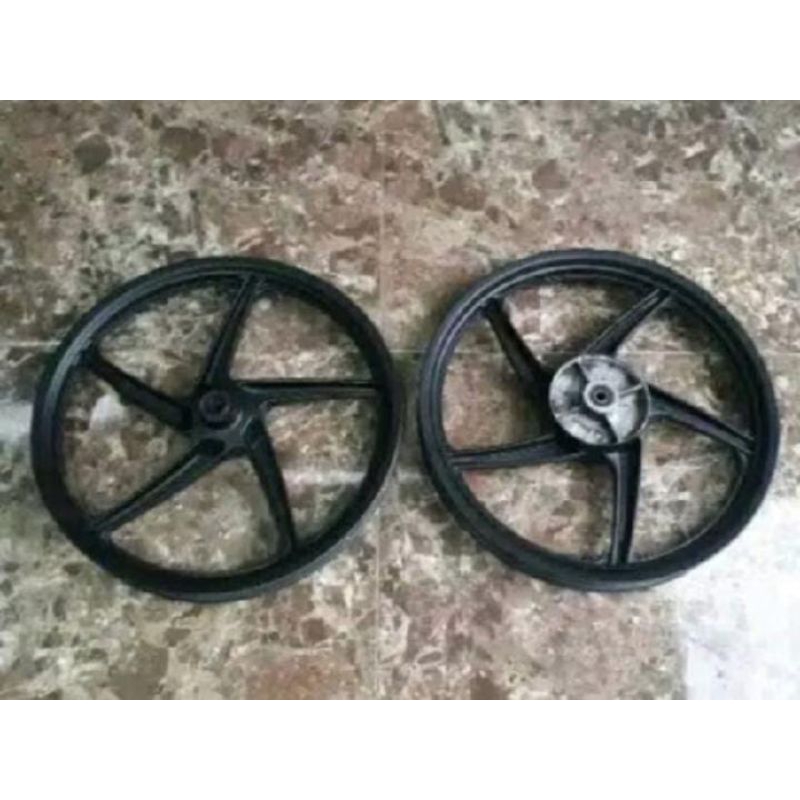 velg resing Honda Revo absolute