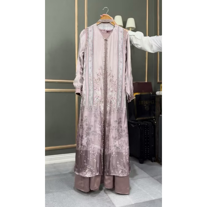 preloved dress burgundi kaftan