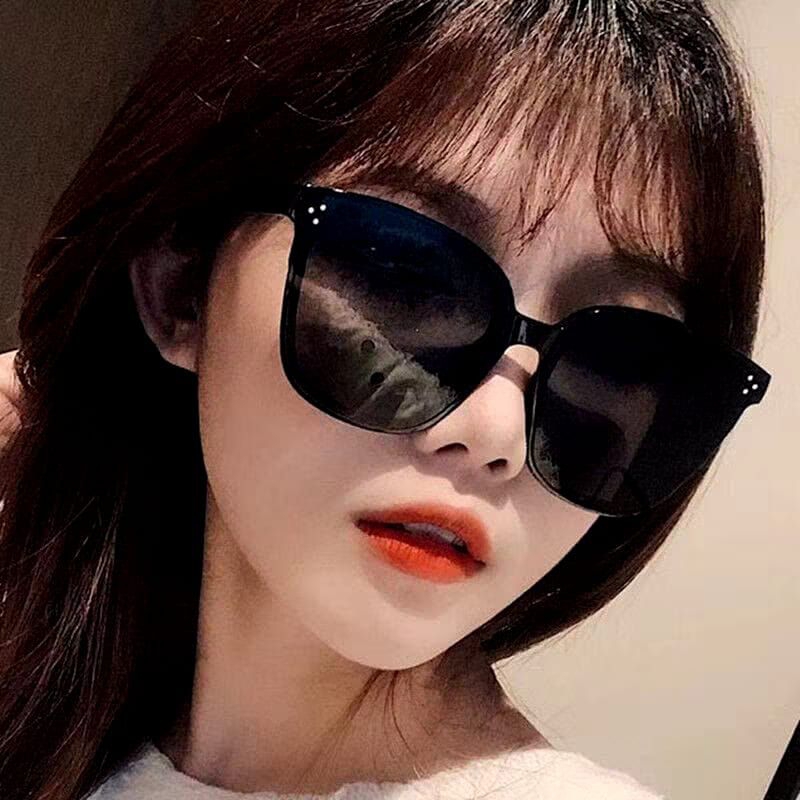 

Korean Design Retro Mata Kucing Kacamata Hitam Wanita