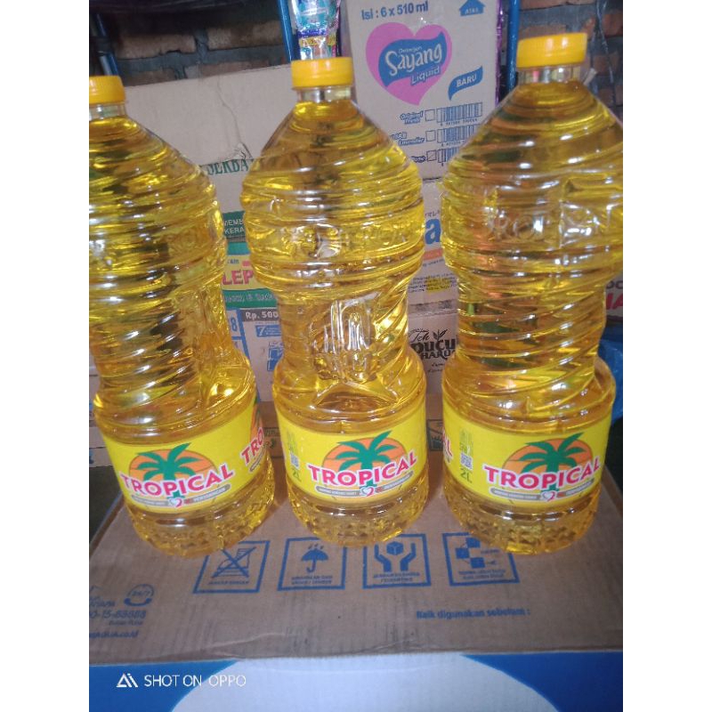 

Tropical 2 liter minyak goreng sawit 2x penyaringan