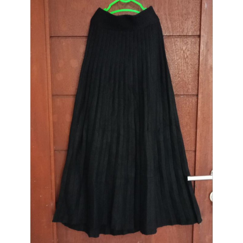 Rok Rajut GRL plisket