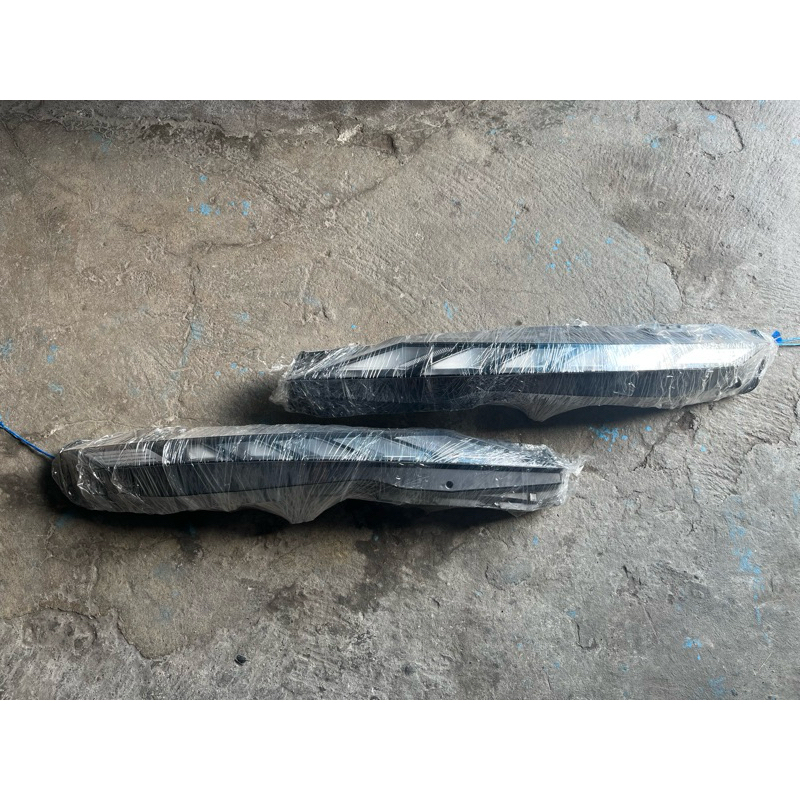 lampu drl depan xpander