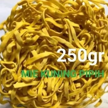 

MIE KUNING PADANG (pipih) Mentah Asli Minang 250gr
