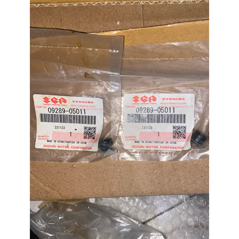 SEAL KLEP SUZUKI THUNDER 125 ORIGINAL SGP