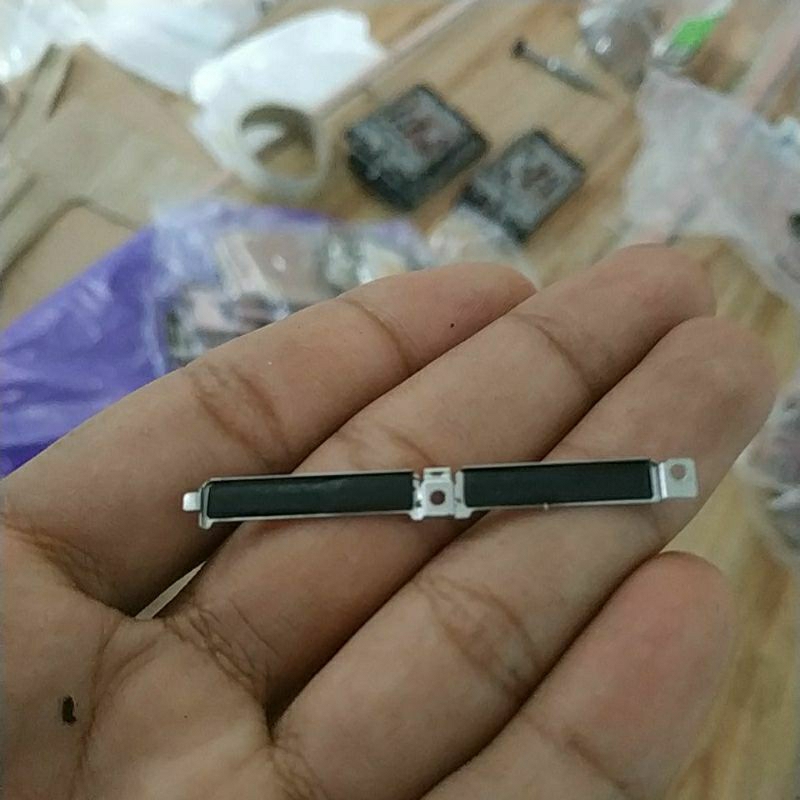seng bekas Oppo F3