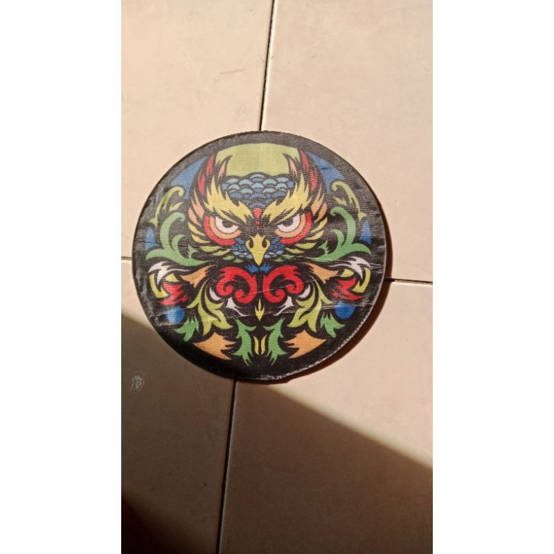 kepingan layangan naga burung hantu