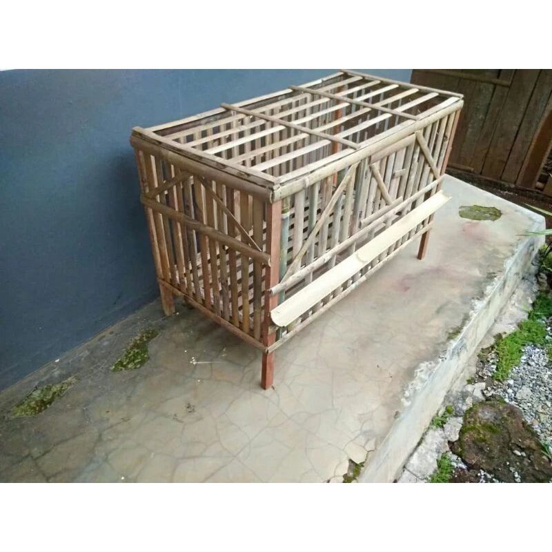 Kandang Ayam Pembesaran Bambu Lipat Rakitan