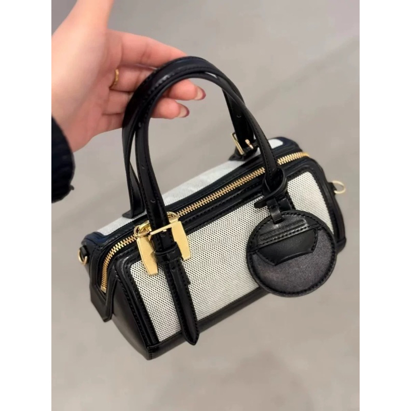 Tas Slempang Ck Nola Bowling Canvas