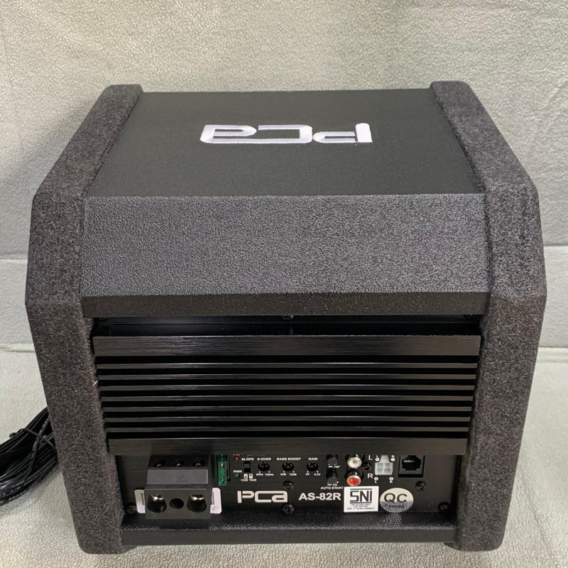 PCA AS-82R adalah subwoofer aktif Mobil