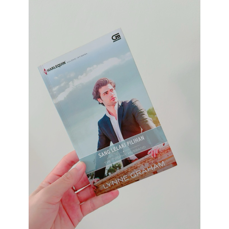 The Trophy Husband by Lynne Graham [prelovedHarlequin]