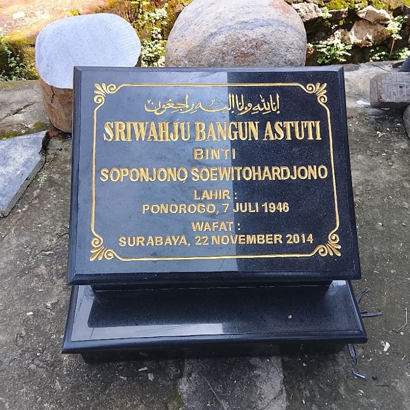 KOTAK NISAN MARMER GRANIT ASLI BERKUALITAS REQUEST UKIRAN GOLD