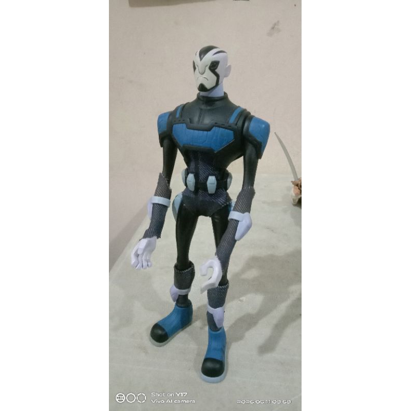 Action Figure Ben 10 Omniverse Rook