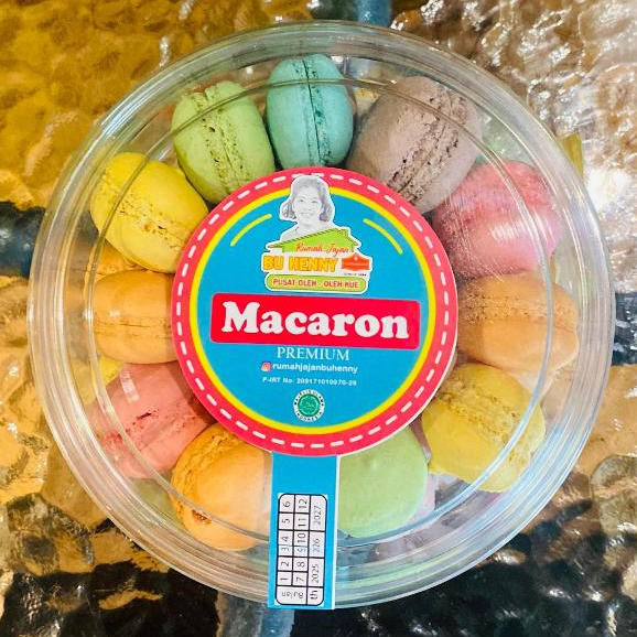 

MACAROON PREMIUM/ KUE KERING/ Rumah Jajan Bu Henny
