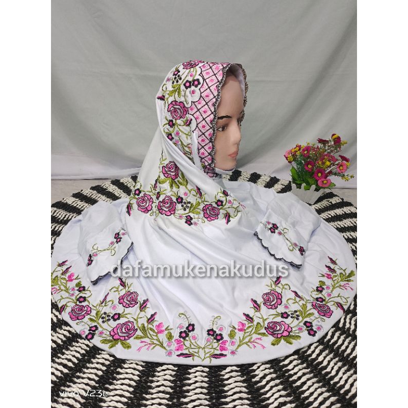 MUKENA DEWASA TERUSAN MUKENA LAJURAN MUKENA SANTRI  MUKENA MOTIF MAURA