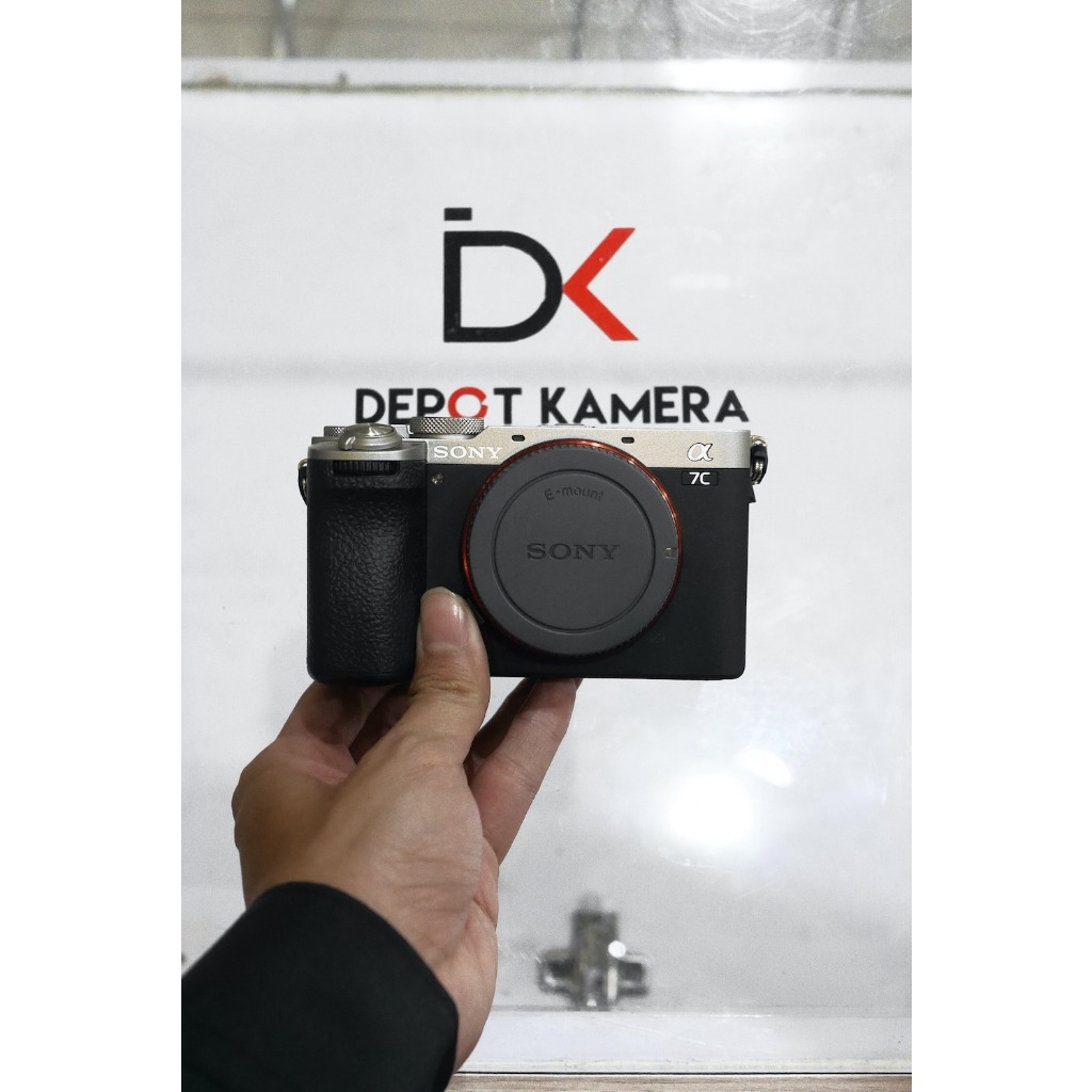 SECOND - SONY A7C II BODY ONLY KODE 778