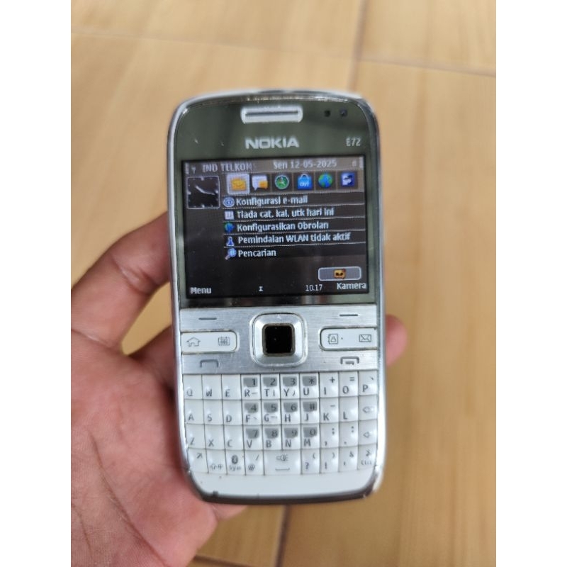 nokia e72
