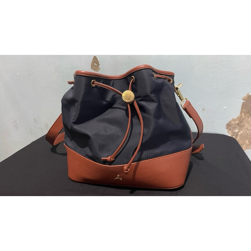 bucket bag povilo