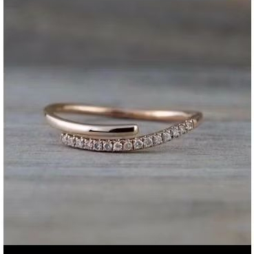 Cincin Emas Wanita Model simple