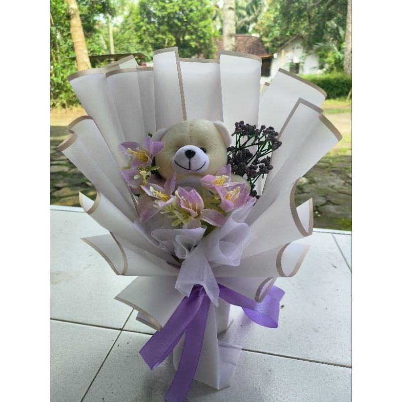 buket bunga/buket boneka/buket boneka murah/buket wisuda/buket wisuda murah/kado cewek