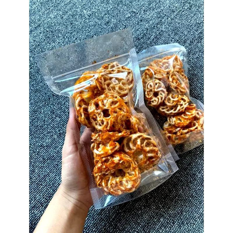 

Kerupuk seblak rafael daun jeruk