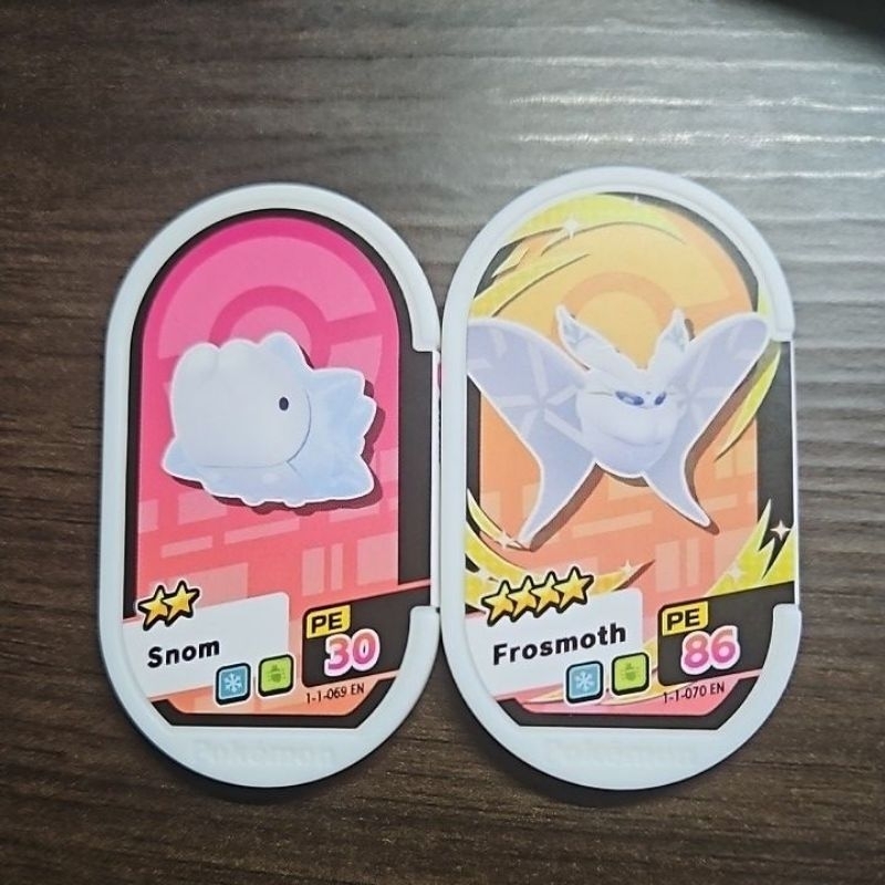 Mezastar Pokemon Snom and Frosmoth