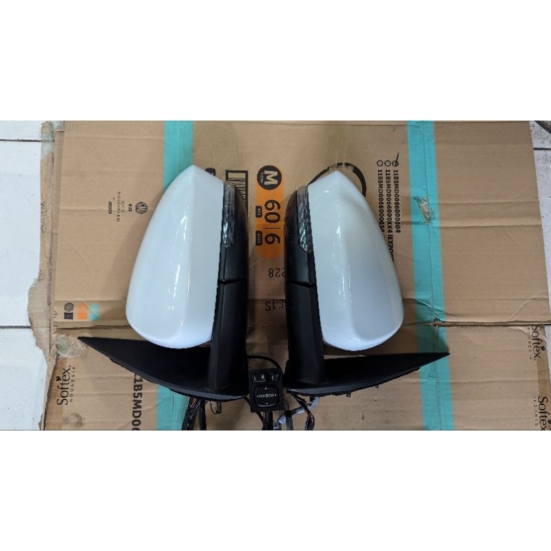 Spion luxio/grandmax castum pake spion Avanza 2020